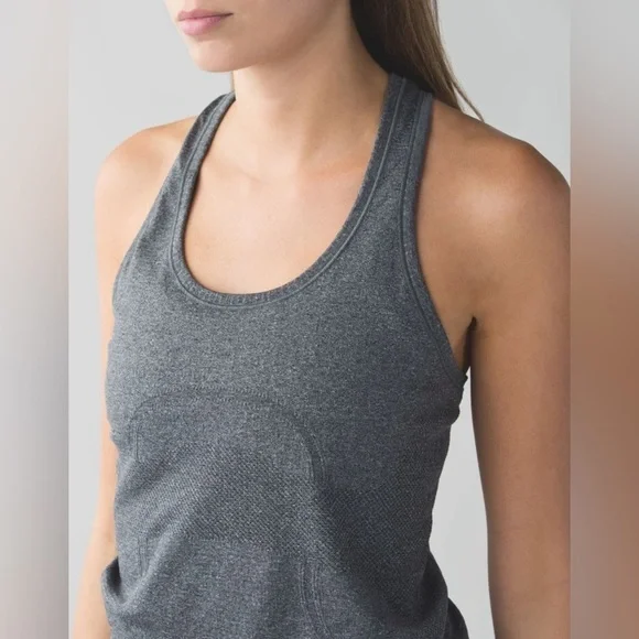 Lululemon - Swiftly Tech Racerback US10 - Picture 1 of 9